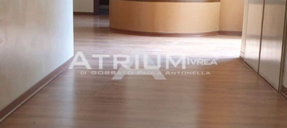 410m² Commercial property in Ivrea, Italy No. 146982 14