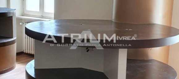 410m² Commercial property in Ivrea, Italy No. 146982 8