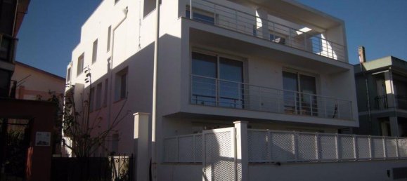 4 rooms Apartment in Sardinia, Italy No. 245633 6