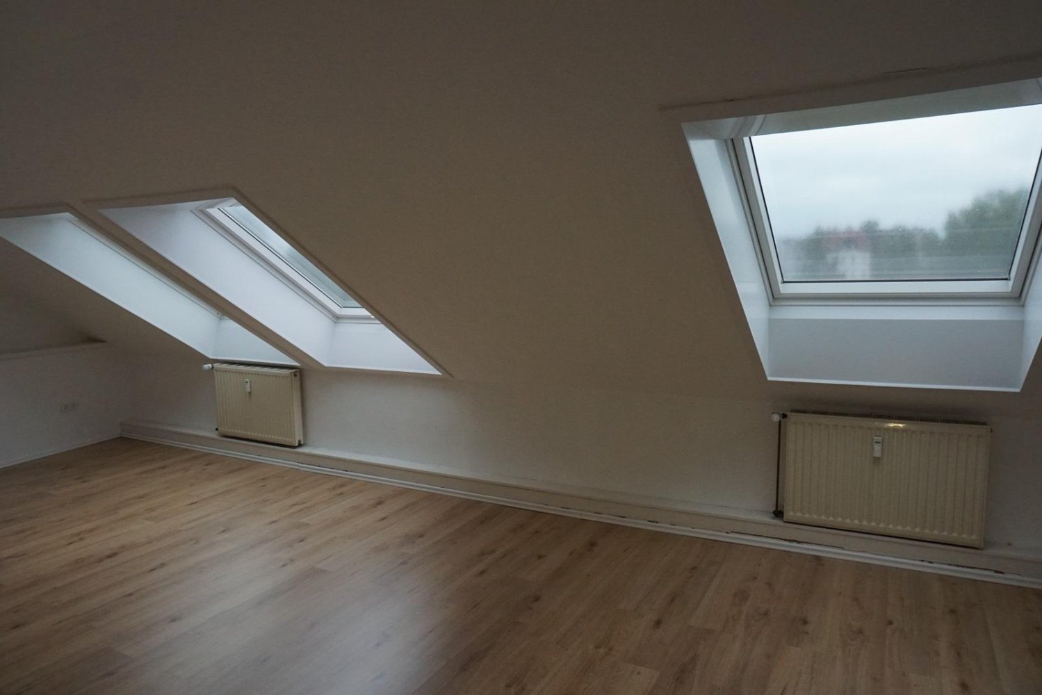 2 bedrooms Apartment in Duisburg, Germany No. 272663