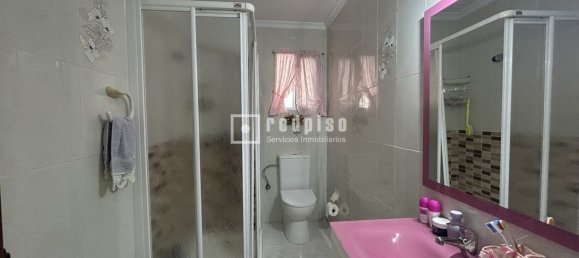 3 bedrooms Apartment in Malaga, Spain No. 144977 30