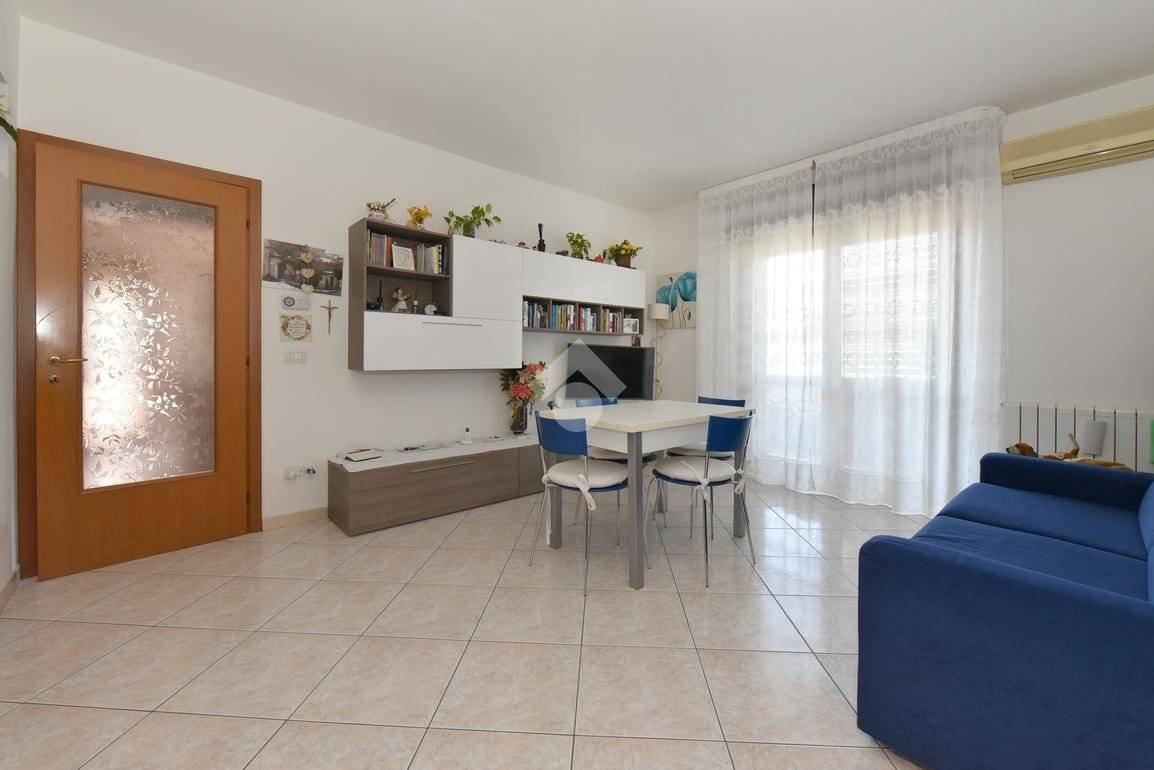 2 غرف نوم شقة في Sestu, Italy رقم 305377