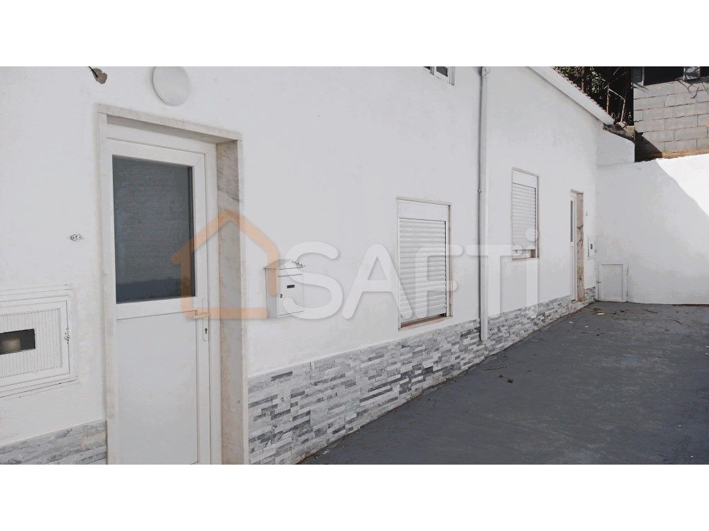 9 bedrooms House in Lisbon, Portugal No. 132788