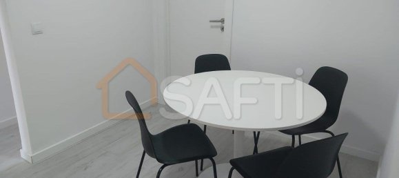 9 bedrooms House in Lisbon, Portugal No. 132788 7