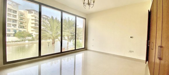 Таунхаус с 4 спальнями в Jumeirah Islands, ОАЭ № 16146 2