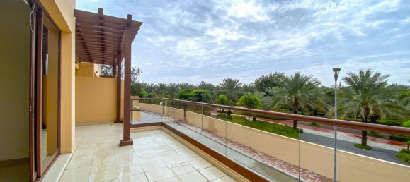 Таунхаус с 4 спальнями в Jumeirah Islands, ОАЭ № 16146 21