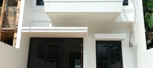 4 bedrooms House in Bekasi City, Indonesia No. 1533 10