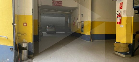 1 room Commercial property in Bari, Italy No. 22621 13