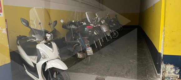 1 room Commercial property in Bari, Italy No. 22621 3