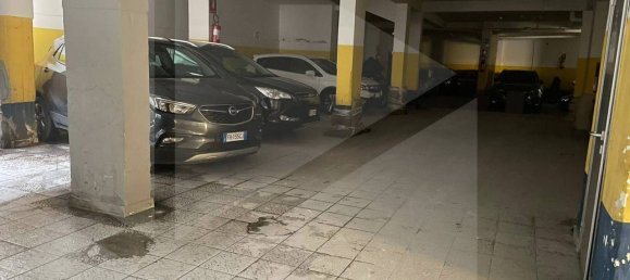 1 room Commercial property in Bari, Italy No. 22621 8