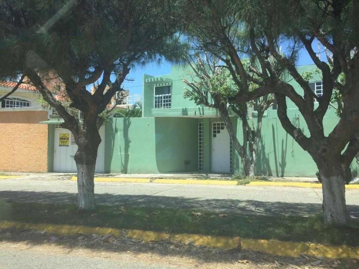 Casa de 4 dormitorios en Veracruz, Mexico No. 226367