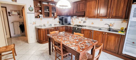 4 bedrooms Apartment in San Giovanni Valdarno, Italy No. 311562 3