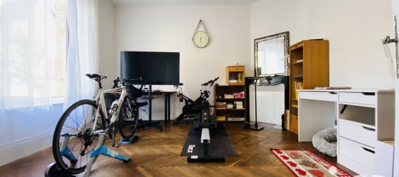 Дом с 6 комнатами в Аттиньи, Франция № 160682 7