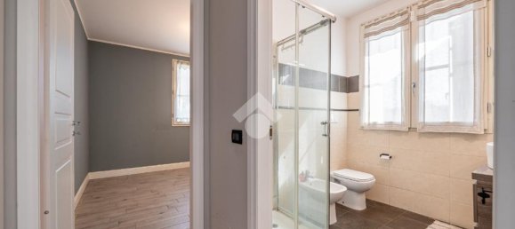 2 bedrooms Apartment in Reggio Emilia, Italy No. 273384 10