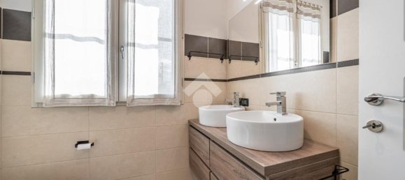 2 bedrooms Apartment in Reggio Emilia, Italy No. 273384 19