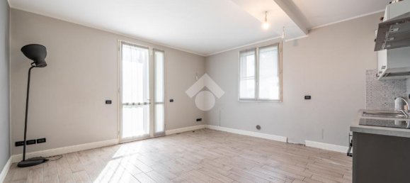 2 bedrooms Apartment in Reggio Emilia, Italy No. 273384 5