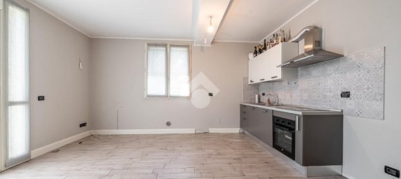 2 bedrooms Apartment in Reggio Emilia, Italy No. 273384 7