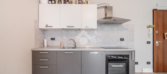 2 bedrooms Apartment in Reggio Emilia, Italy No. 273384 6