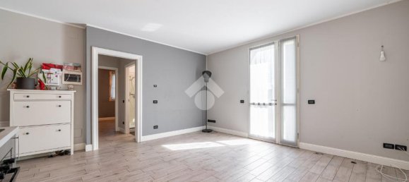 2 bedrooms Apartment in Reggio Emilia, Italy No. 273384 9