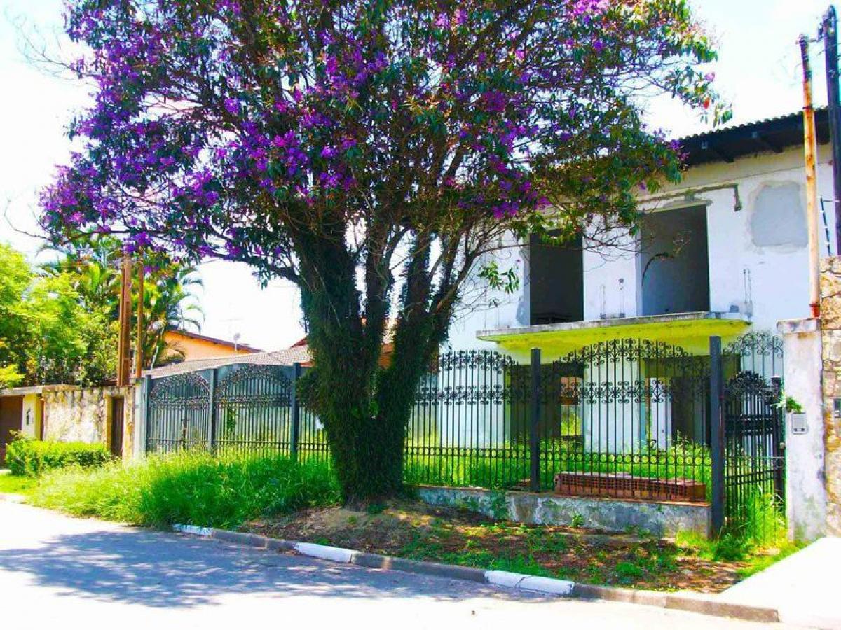 Casa de 4 dormitorios en Sao Paulo, Brazil No. 467776