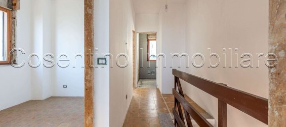 5 rooms House in Palermo, Italy No. 259136 7