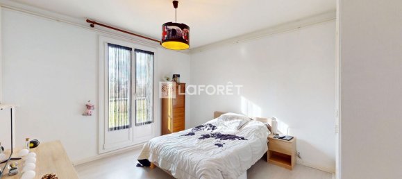 2 chambres Appartement à Moulins, France No. 192359 6