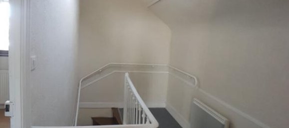 2 bedrooms House in Saint-Quentin, France No. 233180 3