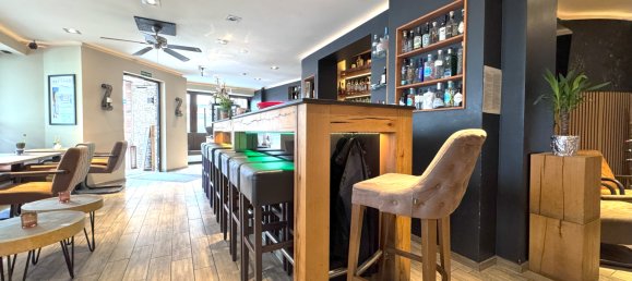 587m² Building in Cologne, Germany No. 302862 3