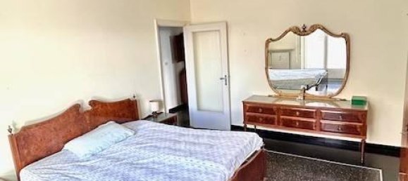 4 rooms Apartment in Genoa, Italy No. 32563 20