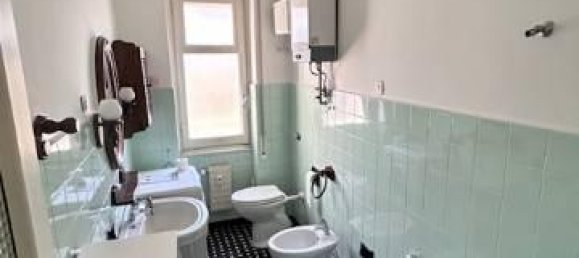 4 rooms Apartment in Genoa, Italy No. 32563 53
