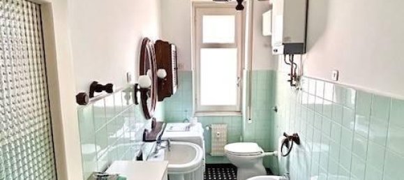 4 rooms Apartment in Genoa, Italy No. 32563 147