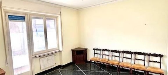 4 rooms Apartment in Genoa, Italy No. 32563 8