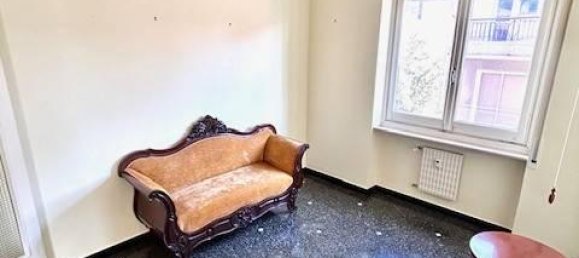 4 rooms Apartment in Genoa, Italy No. 32563 143