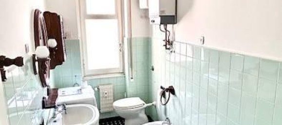 4 rooms Apartment in Genoa, Italy No. 32563 113