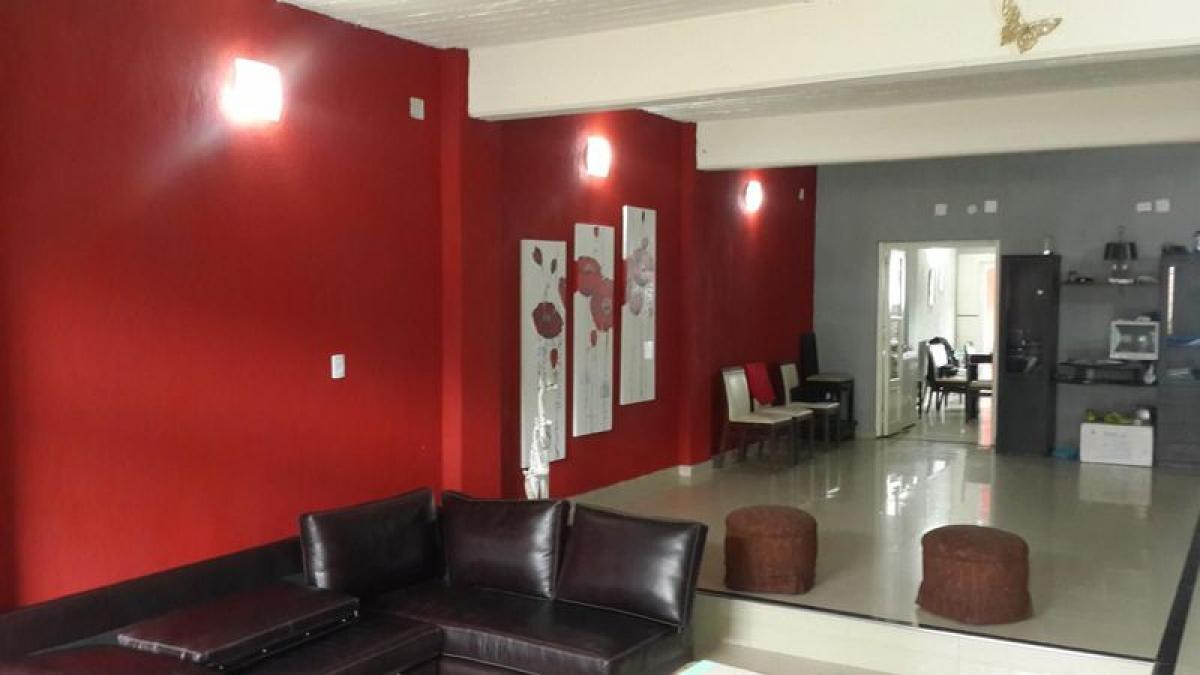 3 bedrooms House in Lomas de Zamora, Argentina No. 17479