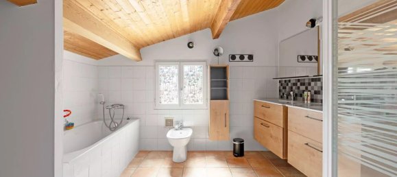 4 bedrooms House in Seilh, France No. 360838 11