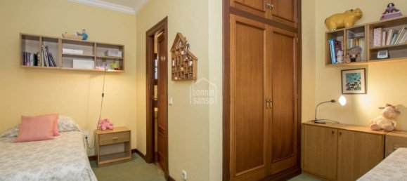 Apartamento de 4 dormitorios en Mahon, Spain No. 162 15