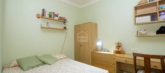 Apartamento de 4 dormitorios en Mahon, Spain No. 162 20