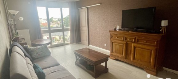Apartamento de 3 dormitorios en Fleury-les-Aubrais, France No. 317119 3
