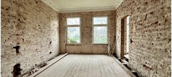 12 rooms Townhouse in Eimsbuttel, Germany No. 18439 14