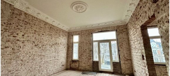 12 rooms Townhouse in Eimsbuttel, Germany No. 18439 9