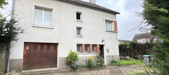 4 chambres Maison à Fleury-les-Aubrais, France No. 242674 2