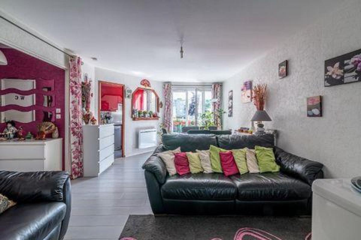 Квартира с 3 спальнями в Монманьи, Франция № 22823