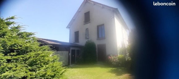 4 bedrooms House in Montlucon, France No. 285137 5