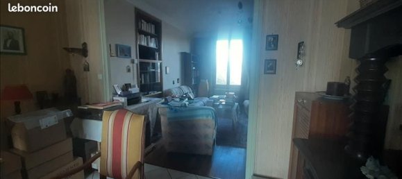 4 bedrooms House in Montlucon, France No. 285137 2