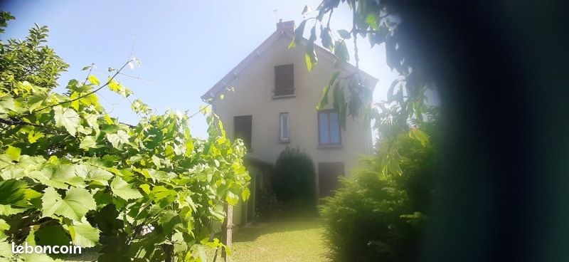 4 bedrooms House in Montlucon, France No. 285137