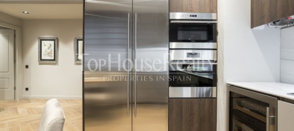 2 Schlafzimmer Wohnung in Ciutat Vella, Spain, Nr. 103348 7