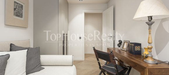2 Schlafzimmer Wohnung in Ciutat Vella, Spain, Nr. 103348 22