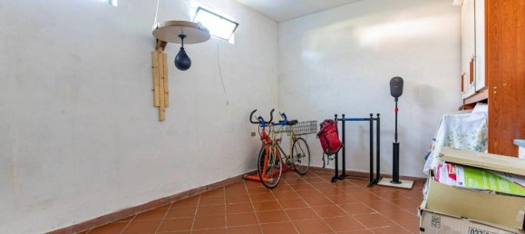 7 rooms Villa in Seravezza, Italy No. 146628 5