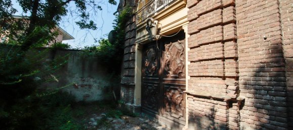 6 bedrooms Villa in Collegno, Italy No. 340461 5